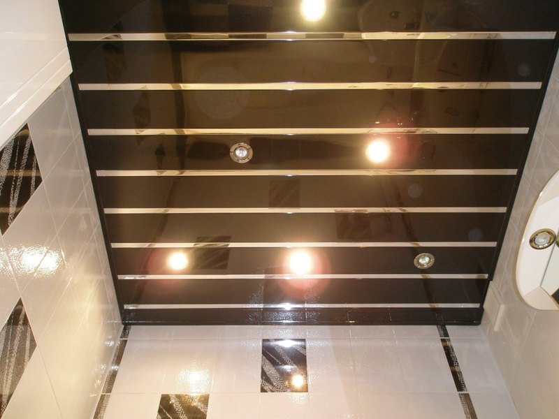 Алюминиевый реечный подвесной потолок Бард